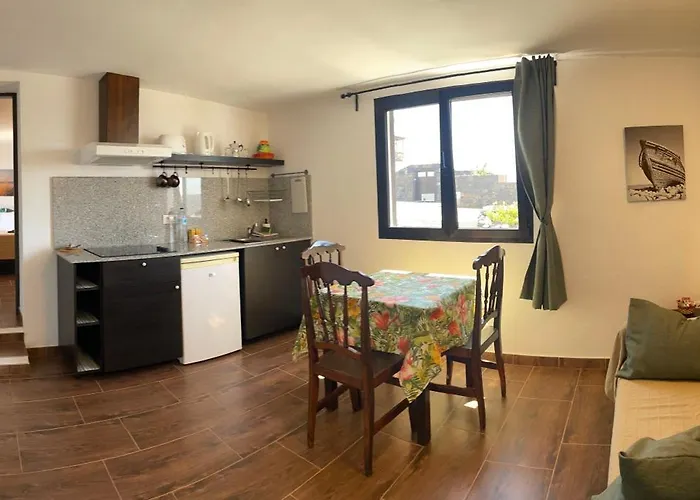 Casitas Rusticas Apartmán La Asomada (Lanzarote)
